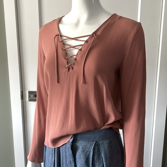 Wilfred Free Redling Top - Picture 8 of 12